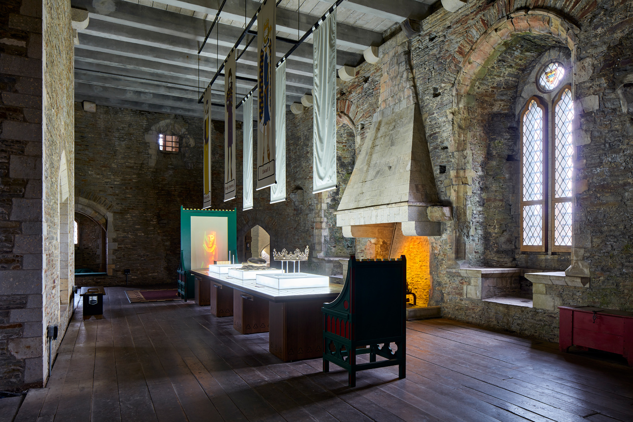 SCX-VH10-2526_082_gallery